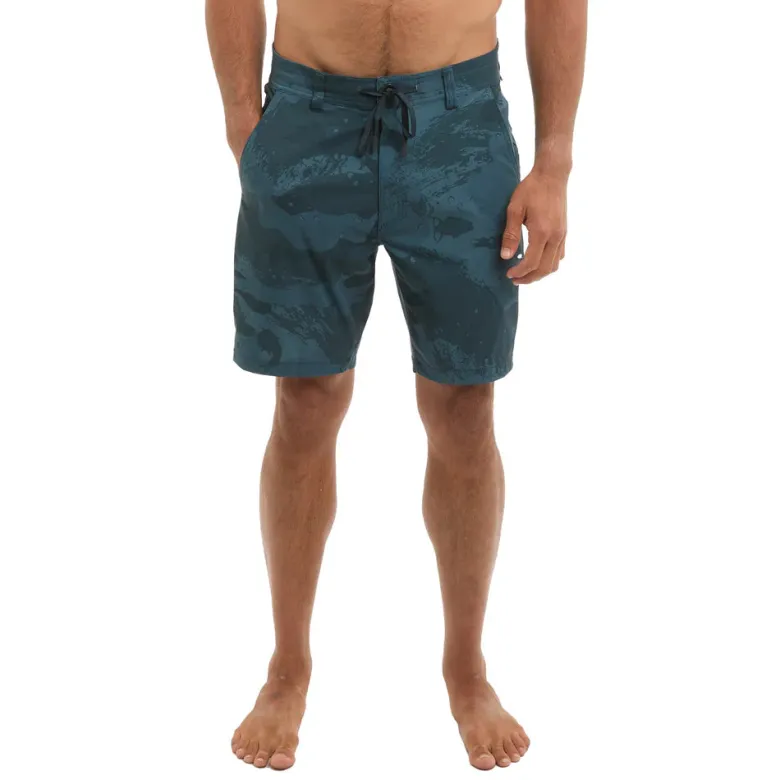 Pelagic 19" Flyline Hybrid Shorts