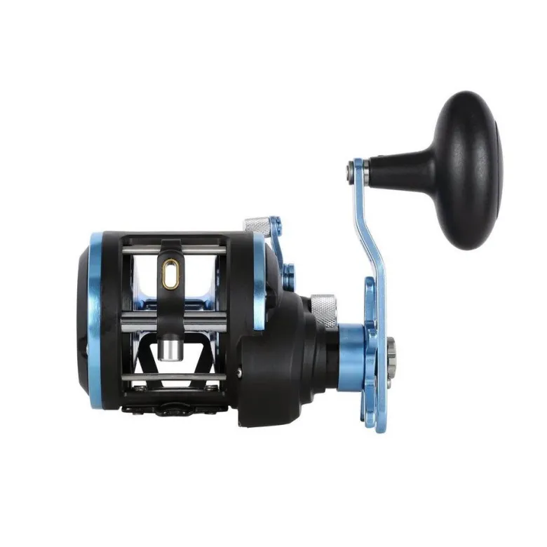 Penn Warfare II Star Drag Level Wind Conventional Reel